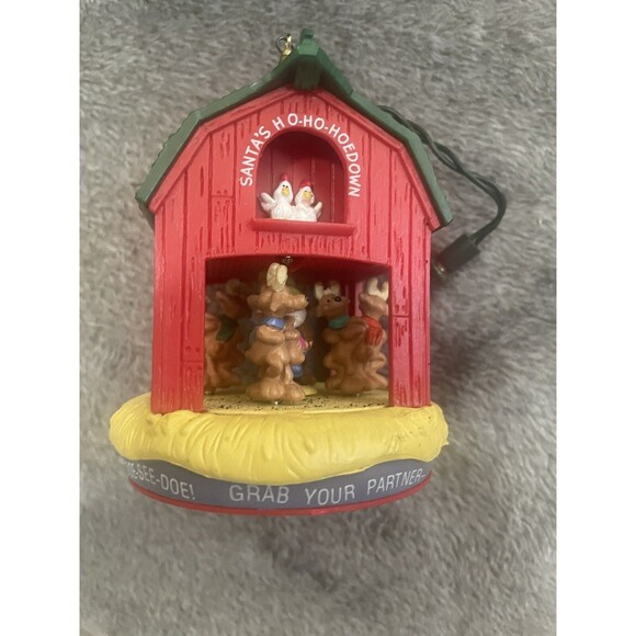 Hallmark Keepsake Ornament "Santa's Ho-Ho-Hoedown" Barn Dance Reindeer 1990 - Picture 4 of 11